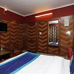 Goroomgo Ankur Lake View Mall Road Nainital - Prime Location With Luxury Room