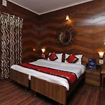 Goroomgo Ankur Lake View Mall Road Nainital - Prime Location With Luxury Room