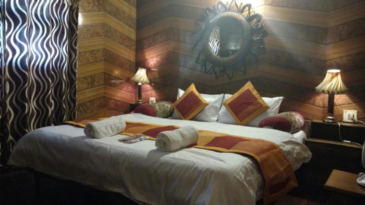 Hotel Goroomgo Ankur View Mall Road - Prime Location With Luxury Nainital