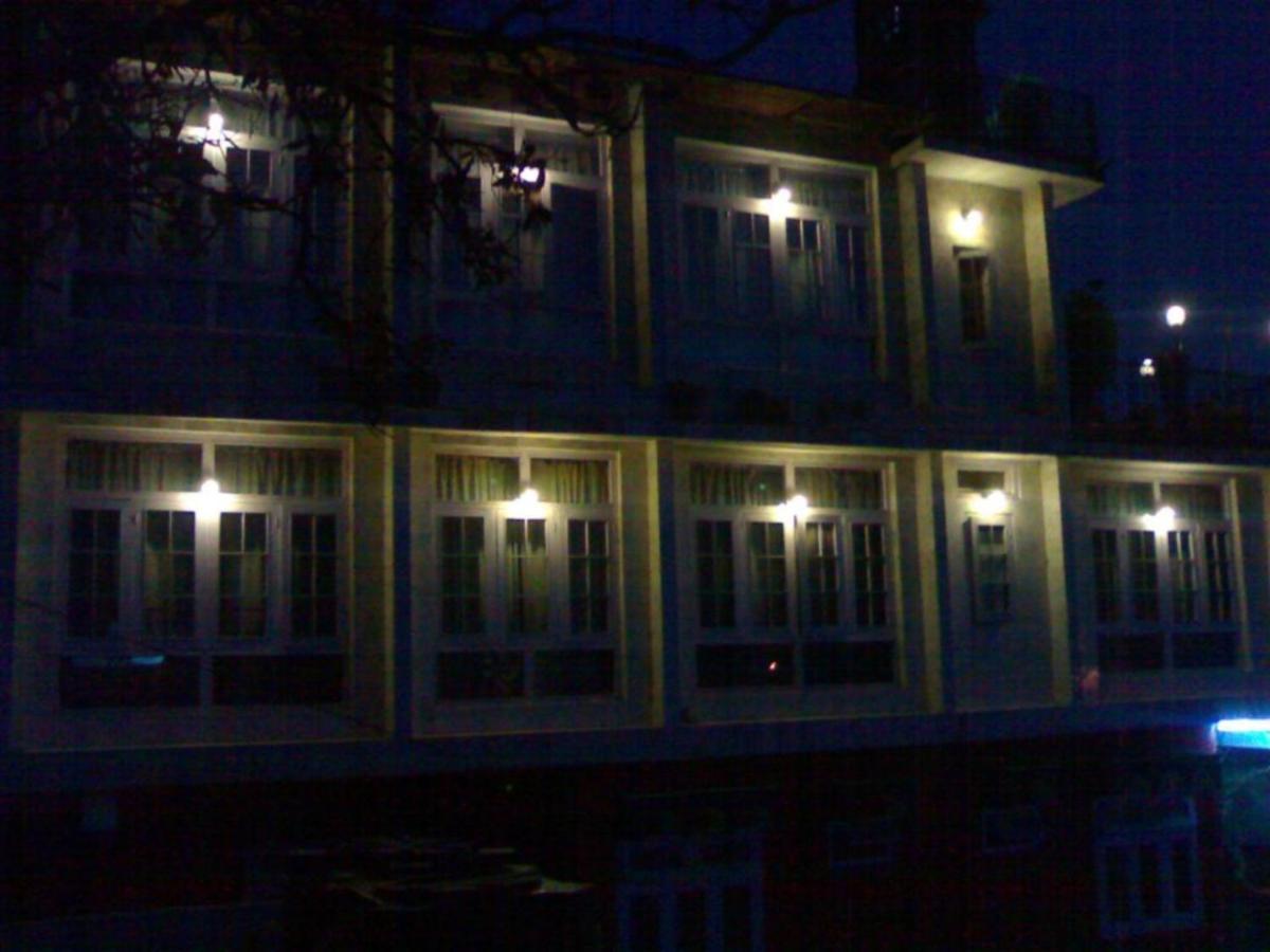 Goroomgo Ankur View Mall Road - Prime Location With Luxury 3*